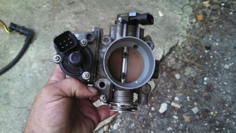 Kawasaki stx12f stx15f throttle body