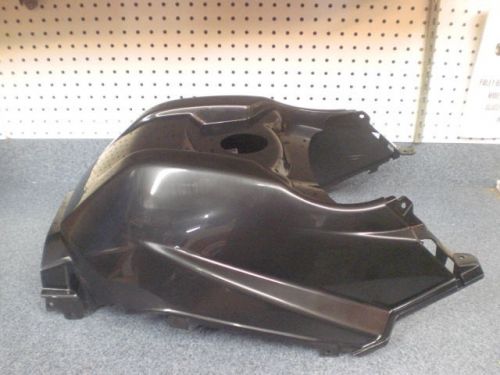 Cfmoto cforce 500 tank cover *scratched* 9050-040016-0p10