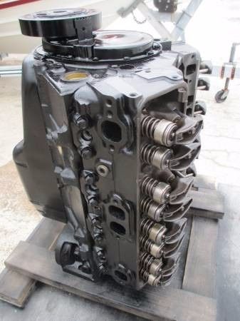 Gm pre-vortec 5.7l 350ci marine engine