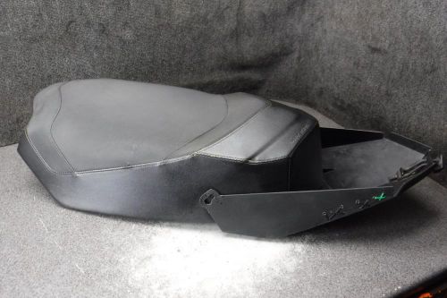 08 ski doo mxz 800 800r seat 221