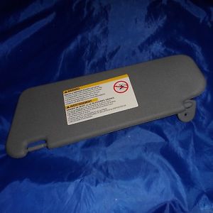 2005-2008 chevy aveo, sun visor right (passenger&#039;s)