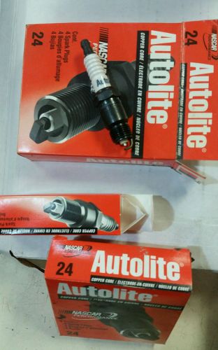 Autolite 24, copper core spark plug 8 plugs new nib