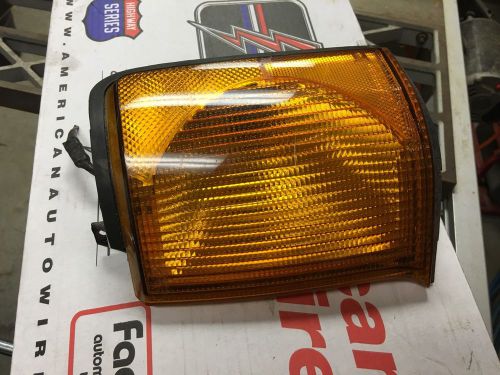 1999-2002 land rover discovery ii driver side turn signal park lamp light