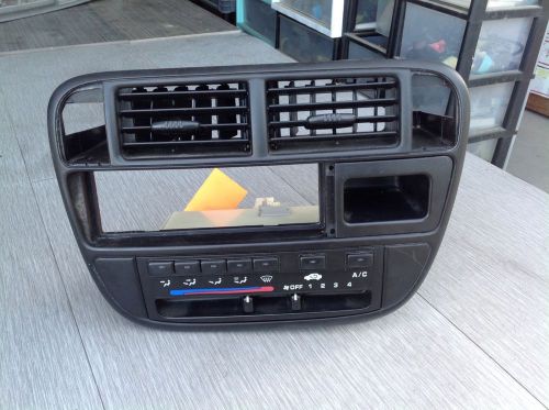 96 97 98 honda civic climate control with vent bezel trim console black oem