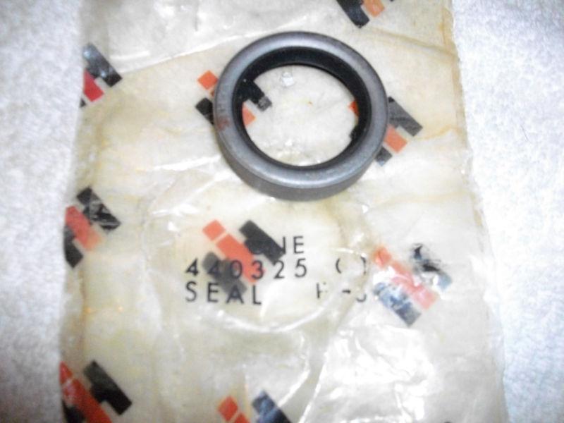 Ihc international harvester seal 440325c1 450140r