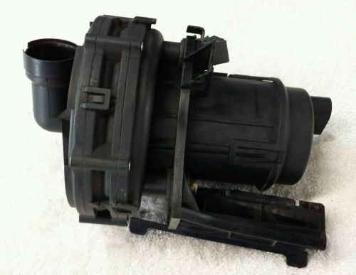 2001 volkswagen mk4 jetta 2.8l 12v vr6 secondary air injection pump w/ bracket