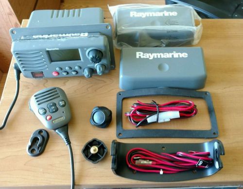 Raymarine ray 55 vhf radio