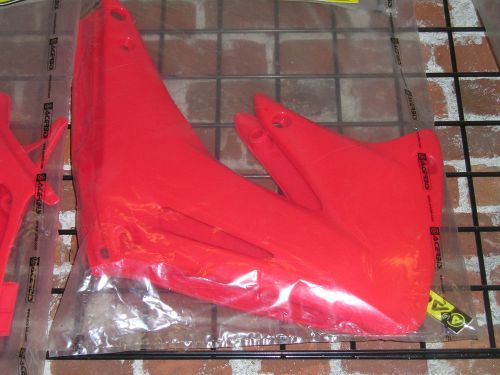 Honda cr450f radiator shrouds 02-04 red  - new