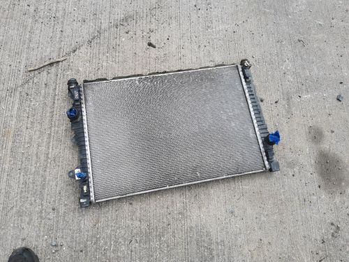 Land rover discovery sport l550 2016 2.0 diesel water radiator gj32-8005-bb