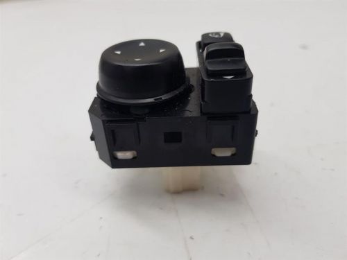 2019 on mk2 f16 nissan juke exterior mirror control/switch 255705ra1a