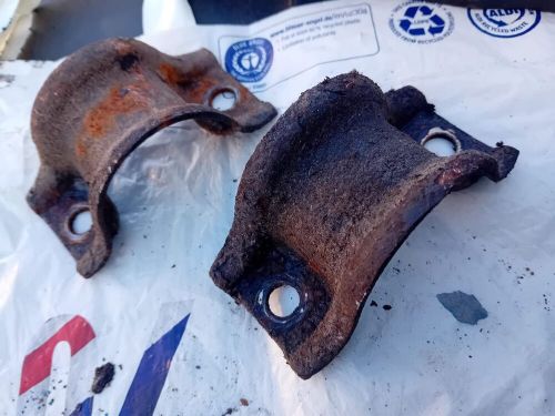 Ford sierra mk1 xr4i front anti roll bar bracket- escshed