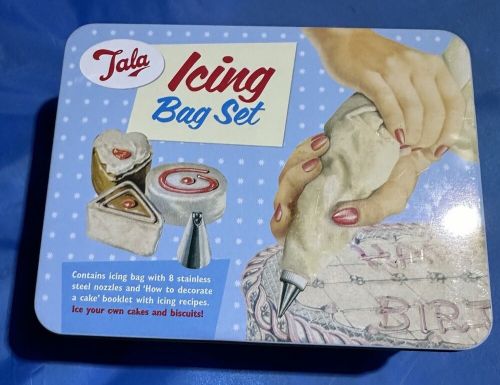 Tala icing bag set with 8 nozzles