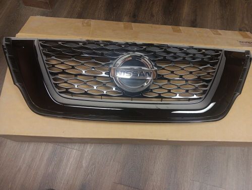 2017 2018 2019 2020 nissan pathfinder black  front oem grille 62310-8a40a