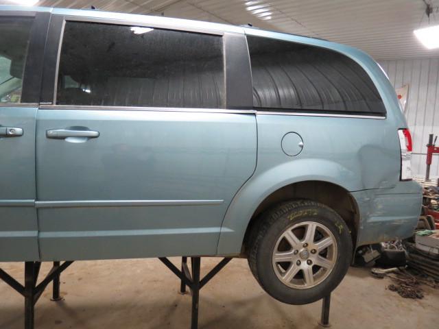 2008 chrysler town & country 74838 miles rear or back door left