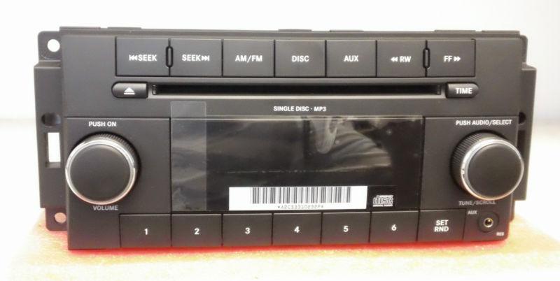 Radio stereo am fm cd mp3 - 2010 chrysler town & country p0509113ac