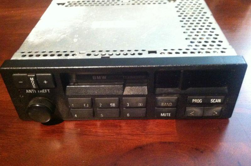 1995 bmw am fm radio cassette head stereo unit  325i e36 525i e34 