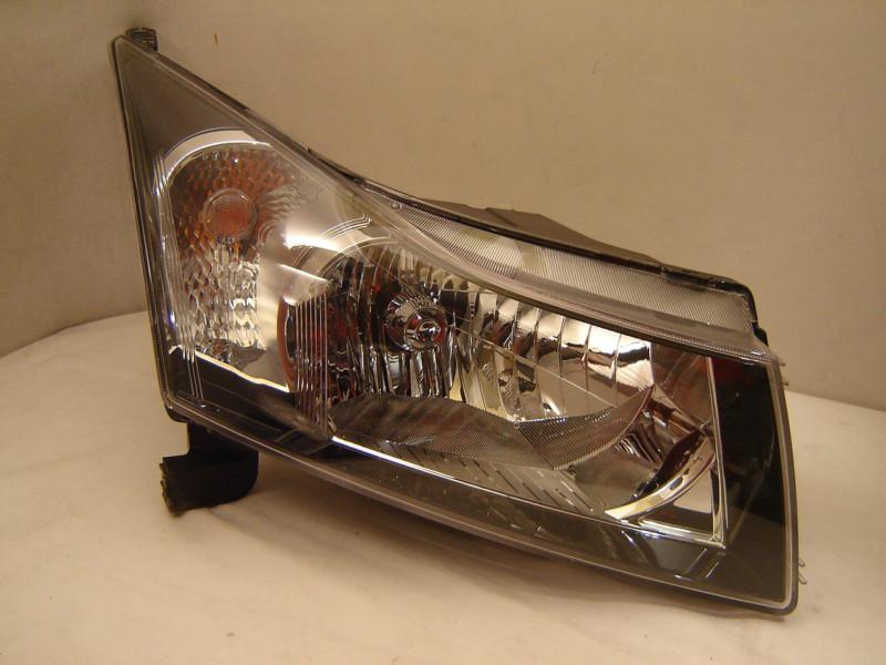 Chevrolet cruze right halogen headlight 10 11 12 oem