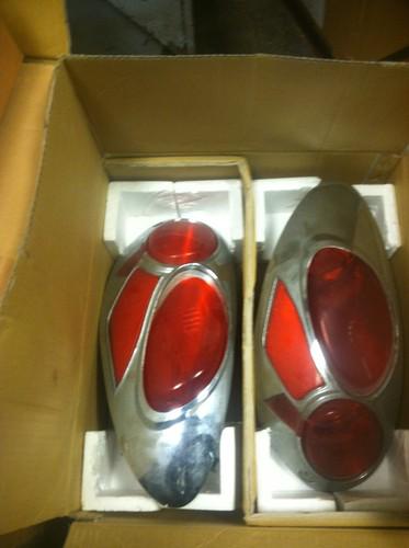 2000-2004 pt cruiser tail lights