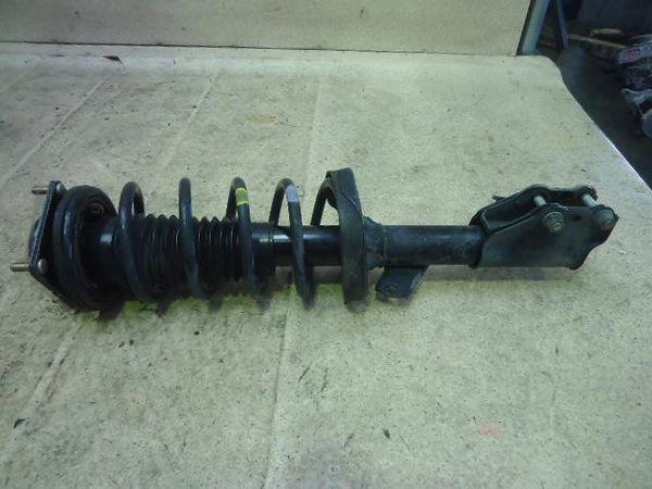 Mazda mpv 2004 front right strut [8750110]