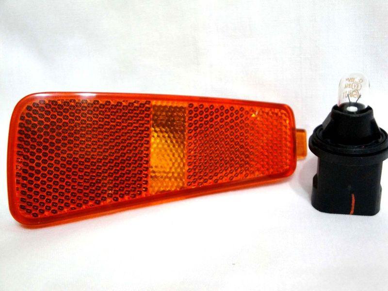 Chevy 06 hhr corner front side marker park light lamp r h passenger w/bulb new