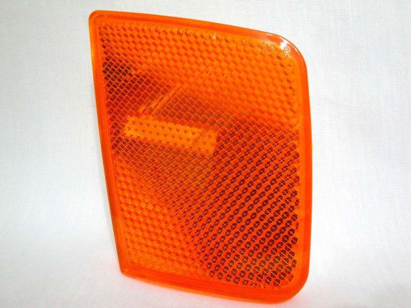 Jeep 05-07 liberty corner front side marker light lamp r h passenger side new