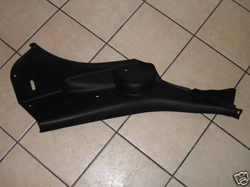 Mazda 3 dog leg molding cover right side mazda3 