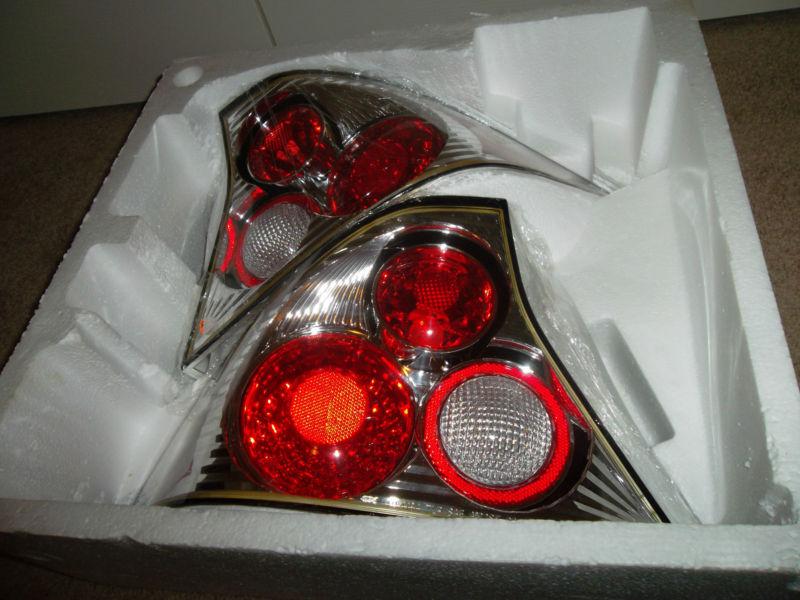 Apc p/n 404194tlr tail light honda civic eurotail 2001-2003 new 