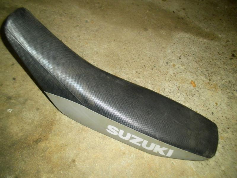 Suzuki rm 125 2000 seat factory oem pan and seat complete rm125 1989  2000