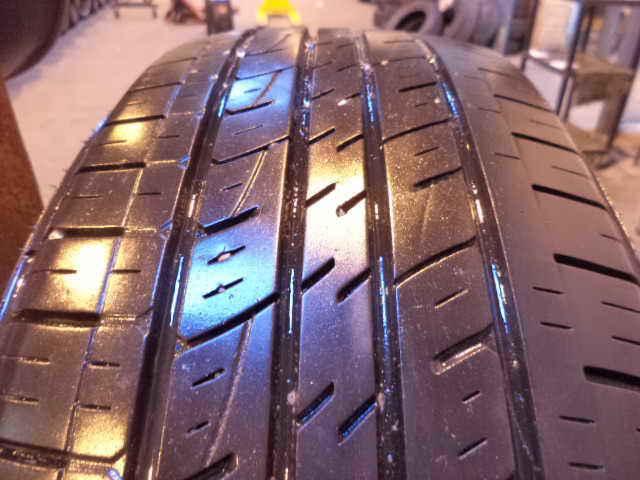 Kumho 235/65/17 tire solus kl21 p235/65/r17 103t 5/32 tread