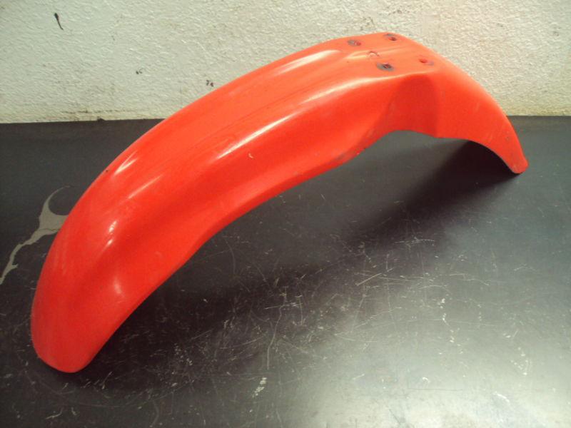 2002 02 honda cr250r cr 250  r motorcycle front fender red body plastic