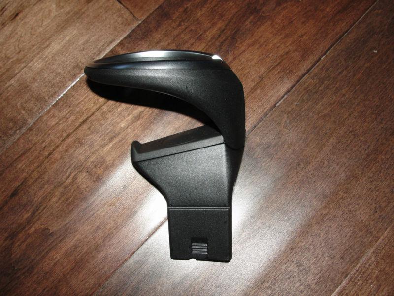 Brand new bmw e82 e82e e88 x1 removable cup holder 