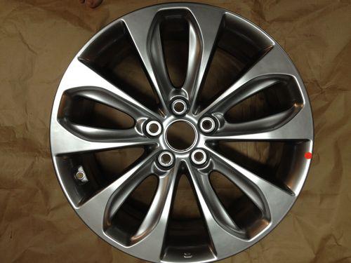 Hyundai 18" wheel 52910-3q350