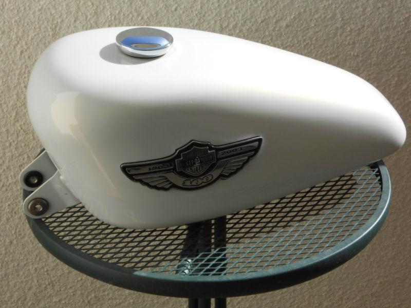 Sportster tin set 100 anniversary pearl white