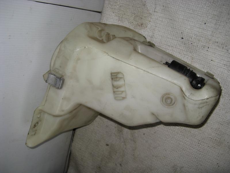 95 96 97 mercedes c36 amg windshield washer reservoir bottle tank w/ pump w 202