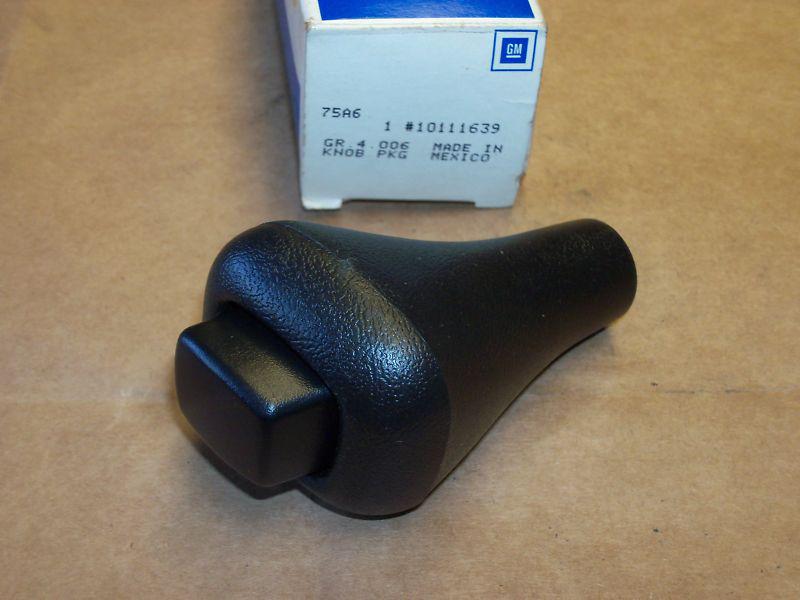 82 87 96 02 chevy oem transmission control lever knob #10111639 nos camaro etc.