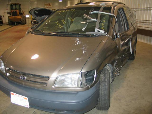 1999 toyota sienna air cleaner 160238