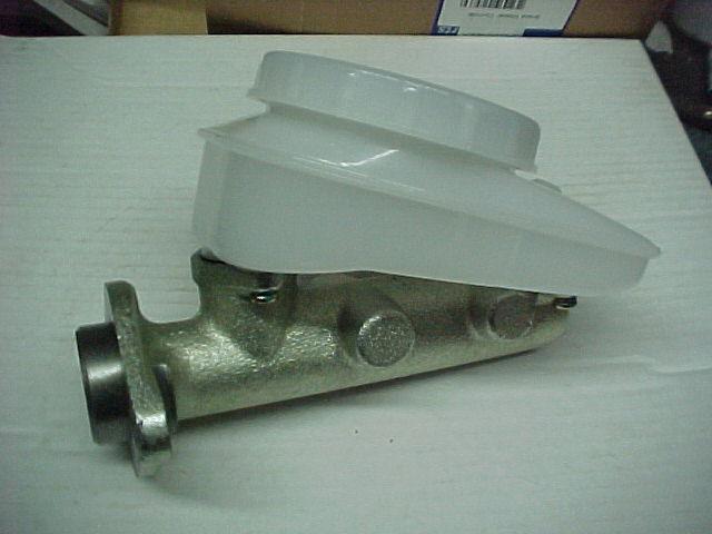 Triumph tr250,tr6,brake master cylinder,new,68-76,jensen healey 1972-76,tvr 2500