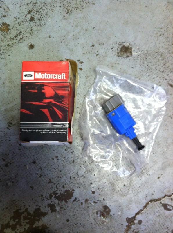 Motorcraft sw5147 brake light switch f7cz13480ca