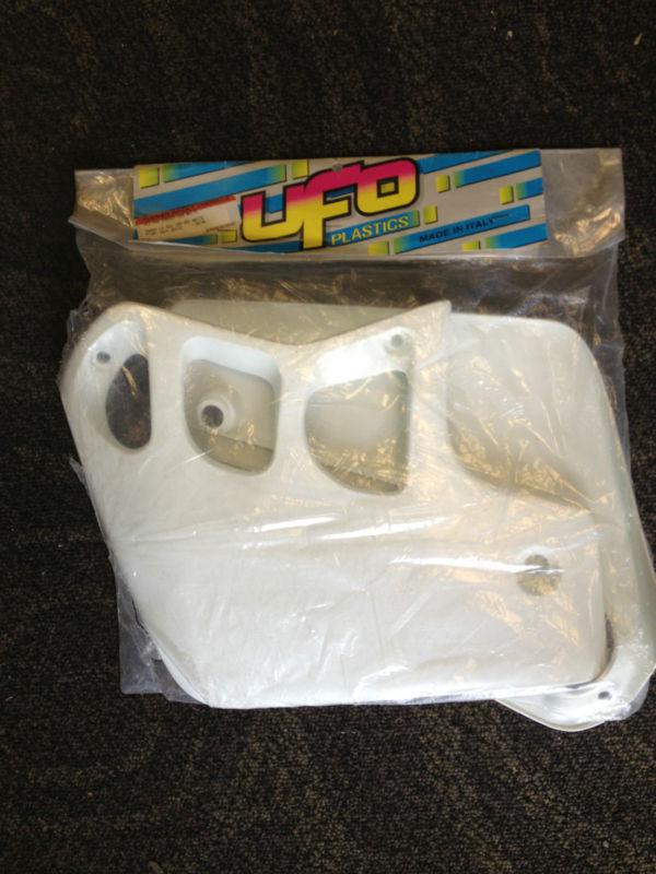 Ufo radiator scoops covers honda 89-01 cr500 cr white