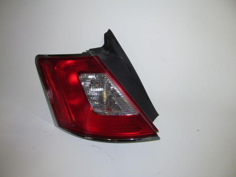 2010 2011 2012 ford taurus oem left tail light nice!