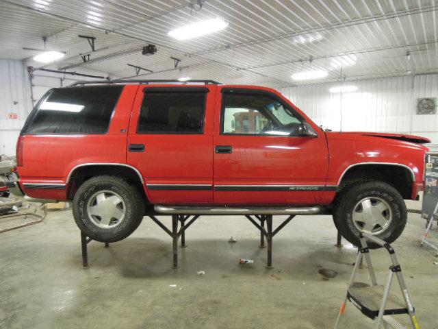 1998 chevy tahoe rear or back door right 2133390