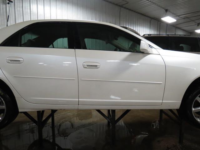 2004 cadillac cts front door right 2526198