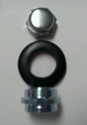 Chinese dirtbike steering locknut and cap