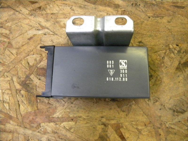 91 porsche 911 964 spoiler control unit computer module91161811200