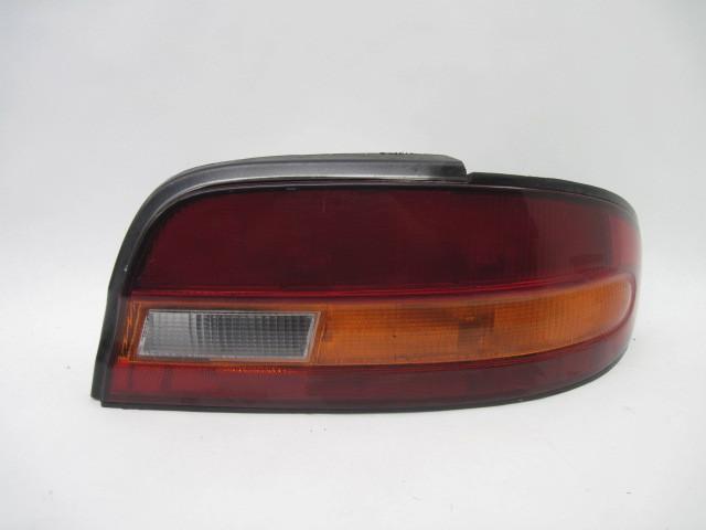 Tail light nissan altima 1993 93 right 9465