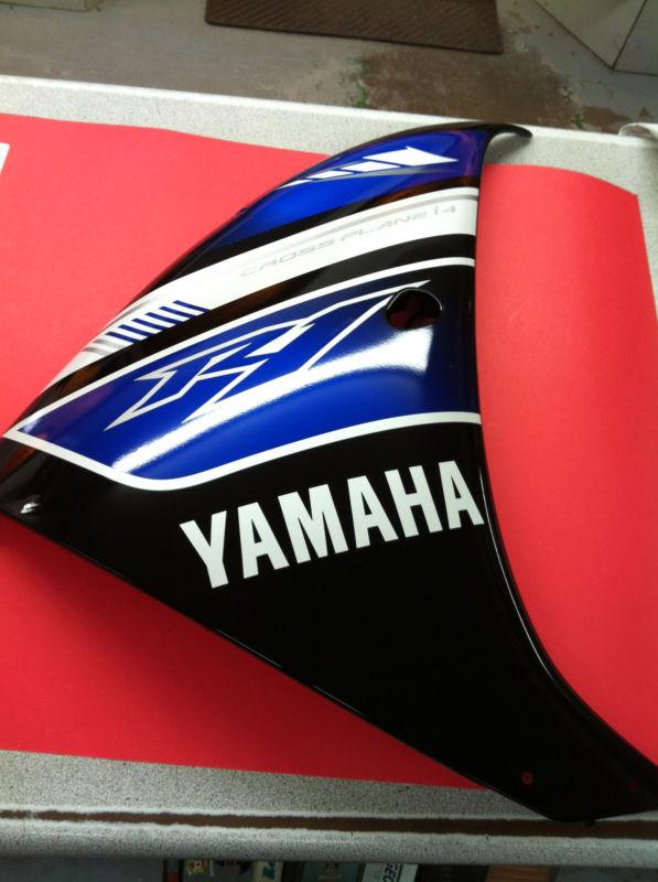 Yamaha yzf-r1 2013 oem panel assy 2 14b-w283v-1b-p3