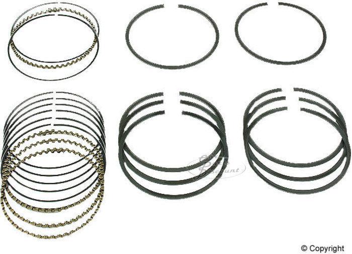 Grant piston ring set