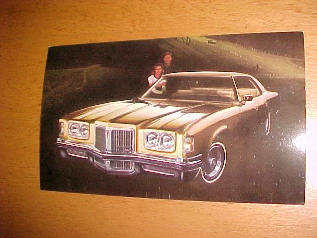 1972 pontiac bonneville 4 door ht factory  color postcard