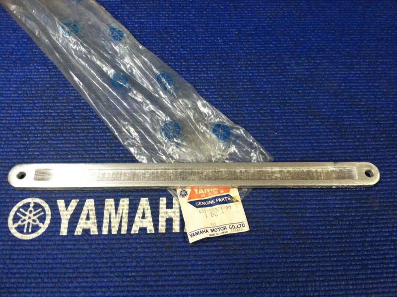 Nos yamaha rear brake plate tension bar. 1974-75 yz250/360. oem 431-25371-00-33