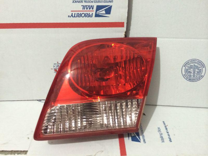 Mazda millenia 01 02 tail light lamp assembly brake stop right passenger inner